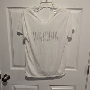 Victoria Sport Athletic top